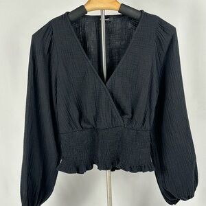 Madewell Lightspun Julianne Smocked-Waist Top in Black, size XS